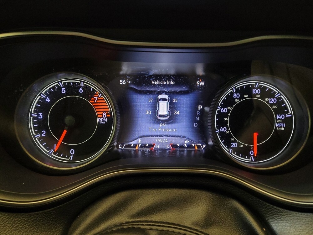 2019 Jeep Cherokee in Toledo, OH 43617 - 18090304 23