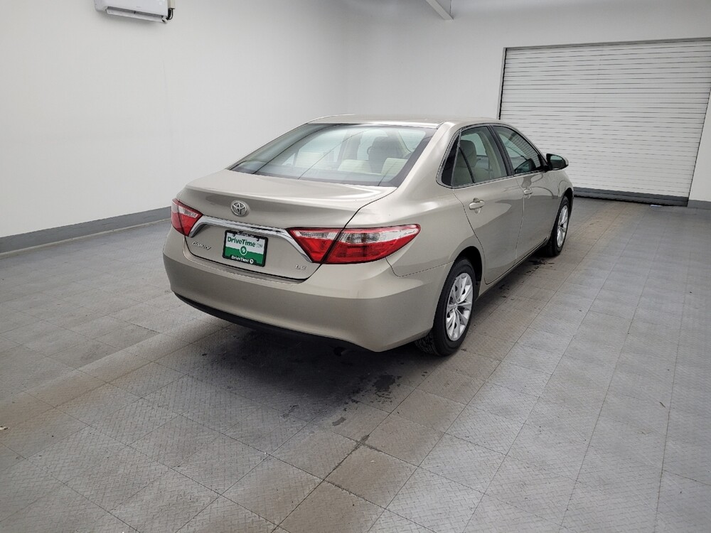 2017 Toyota Camry in Columbus, OH 43231 - 18090306 9
