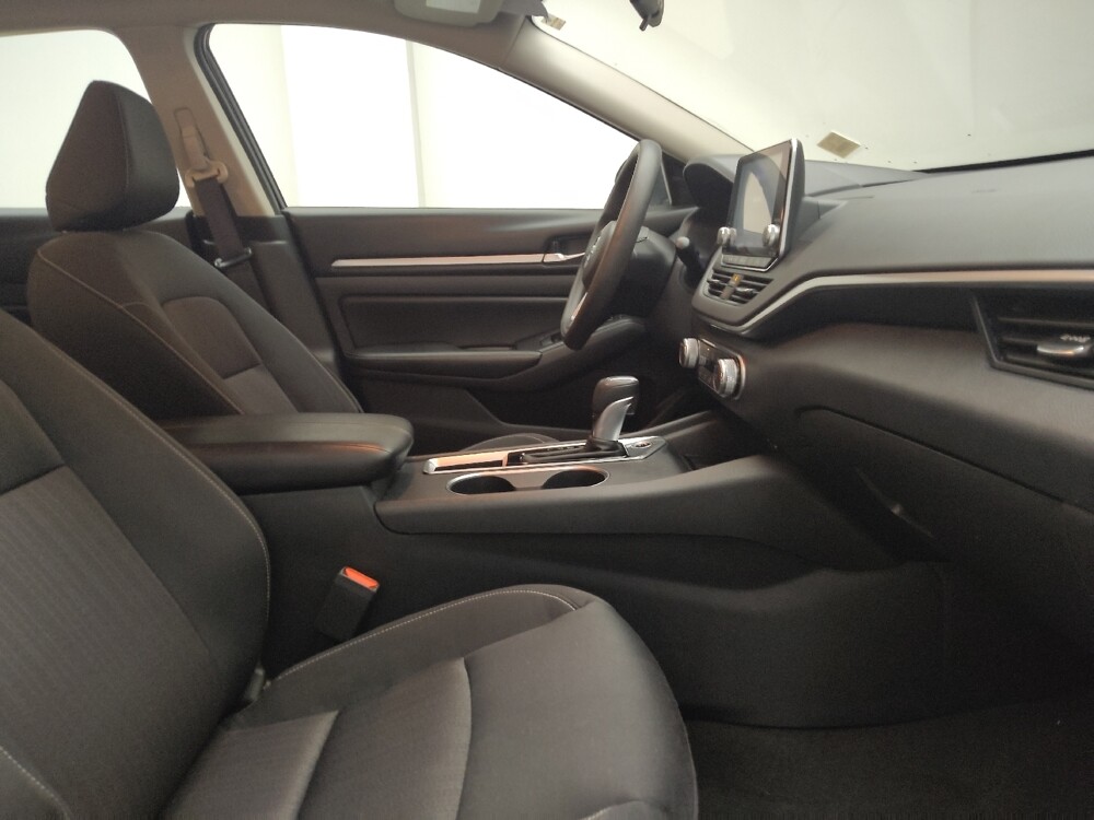 2022 Nissan Altima in Eastpointe, MI 48021 - 18090310 21