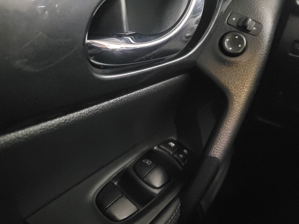 2018 Nissan Rogue in Stone Mountain, GA 30083 - 18090315 27