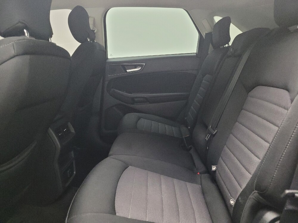 2019 Ford Edge in Eastpointe, MI 48021 - 18090317 18