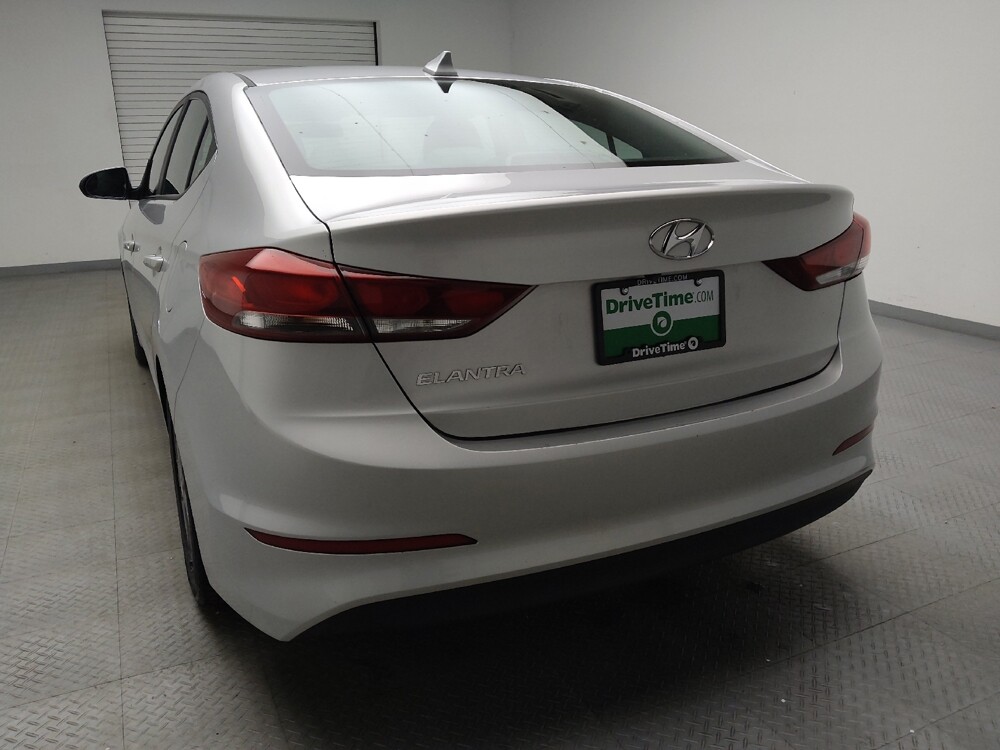 2017 Hyundai Elantra in Eastpointe, MI 48021 - 18090319 6