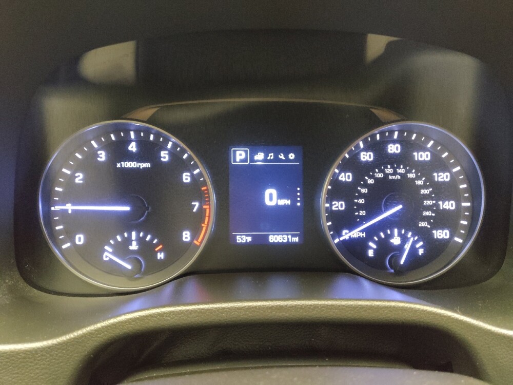 2017 Hyundai Elantra in Eastpointe, MI 48021 - 18090319 23