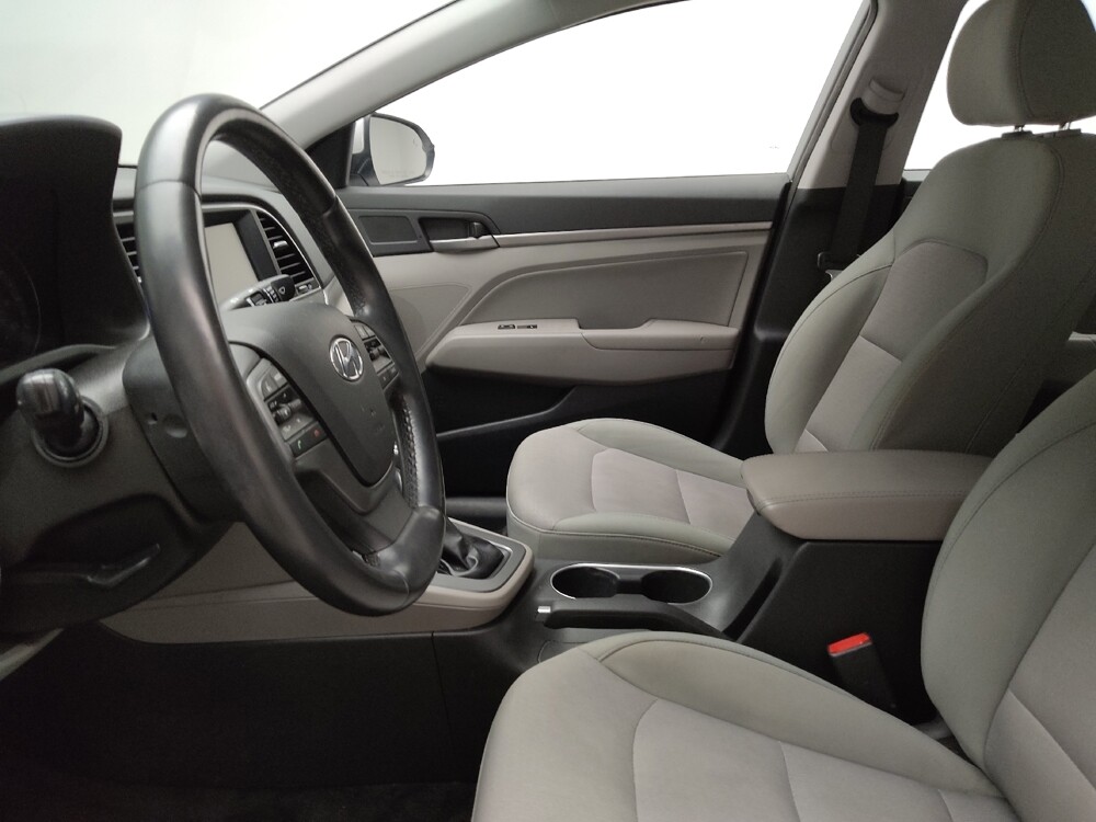 2017 Hyundai Elantra in Eastpointe, MI 48021 - 18090319 17