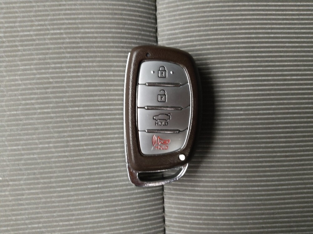 2017 Hyundai Elantra in Eastpointe, MI 48021 - 18090319 32