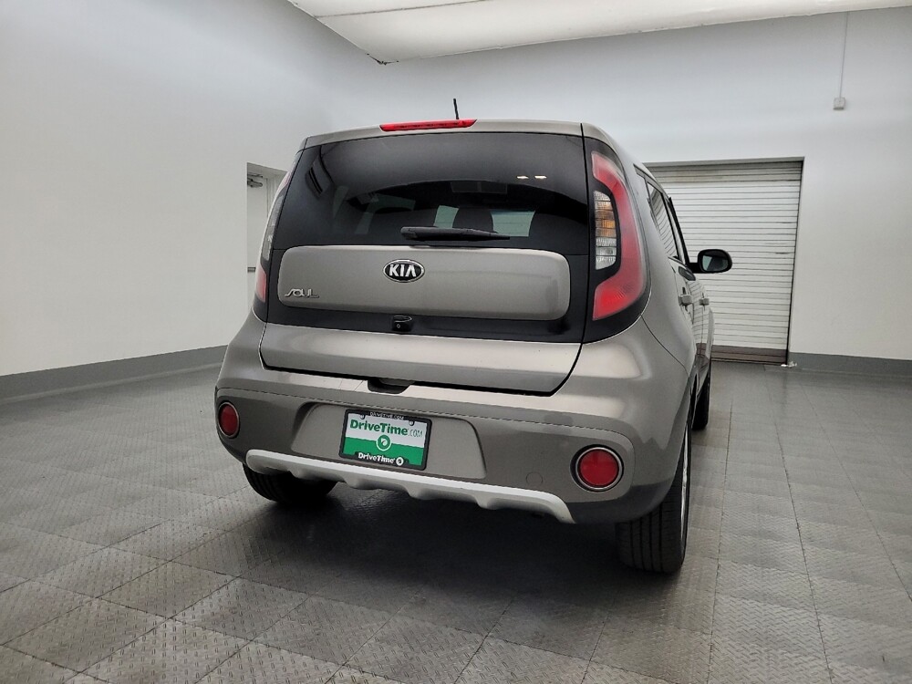 2018 Kia Soul in Mesa, AZ 85210 - 18090322 7