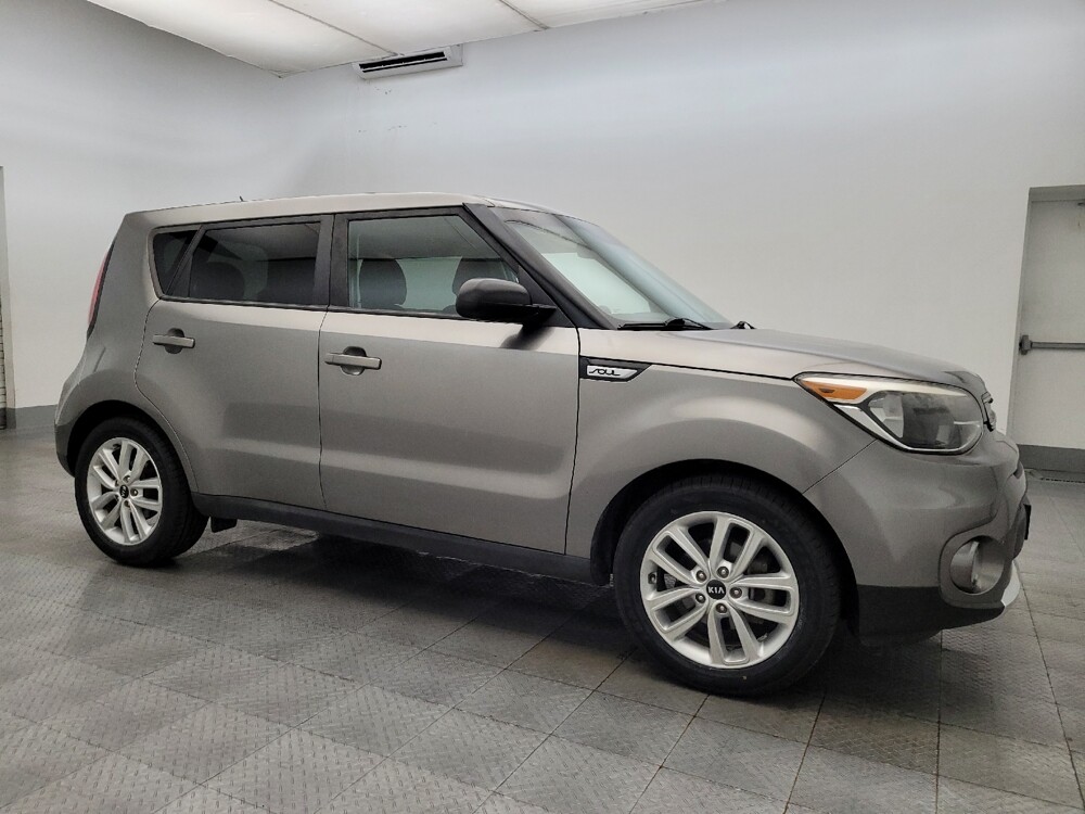 2018 Kia Soul in Mesa, AZ 85210 - 18090322 11