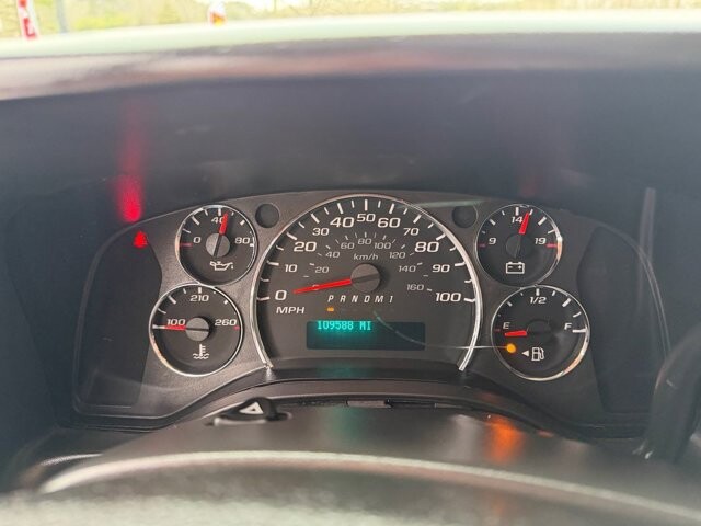 2017 Chevrolet Express 2500 in Knoxville, TN 37920 - 18090324 18