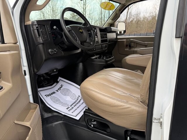 2017 Chevrolet Express 2500 in Knoxville, TN 37920 - 18090324 12