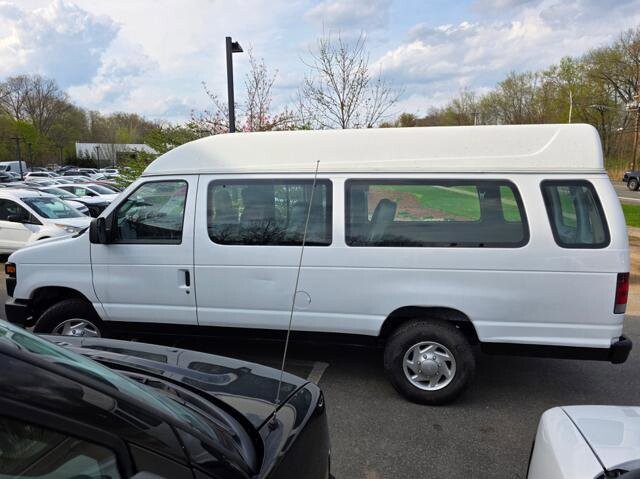 2013 Ford E-350 and Econoline 350 in Blauvelt, NY 10913 - 18090326 6