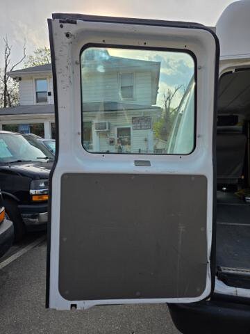 2013 Ford E-350 and Econoline 350 in Blauvelt, NY 10913 - 18090326 37