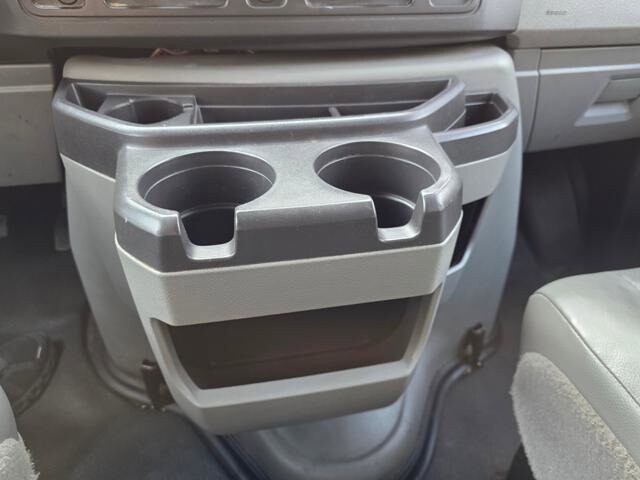 2013 Ford E-350 and Econoline 350 in Blauvelt, NY 10913 - 18090326 22