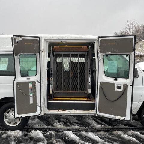 2013 Ford E-350 and Econoline 350 in Blauvelt, NY 10913 - 18090326 19