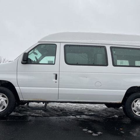 2013 Ford E-350 and Econoline 350 in Blauvelt, NY 10913 - 18090326 25