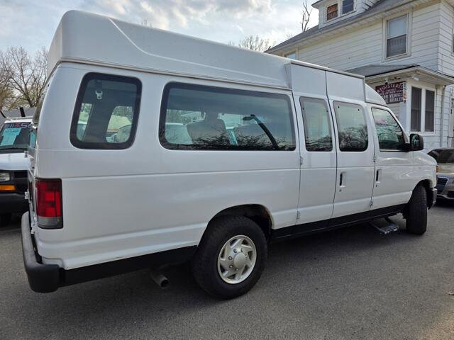 2013 Ford E-350 and Econoline 350 in Blauvelt, NY 10913 - 18090326 9