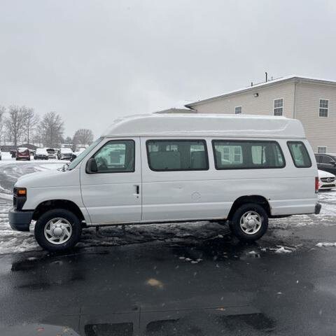 2013 Ford E-350 and Econoline 350 in Blauvelt, NY 10913 - 18090326 4