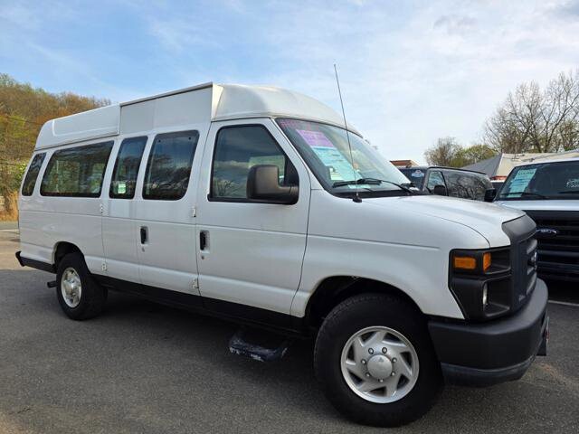 2013 Ford E-350 and Econoline 350 in Blauvelt, NY 10913 - 18090326 3