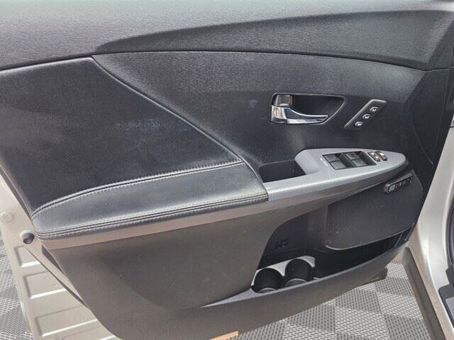 2014 Toyota Venza in Mesa, AZ 85212 - 18090327 13