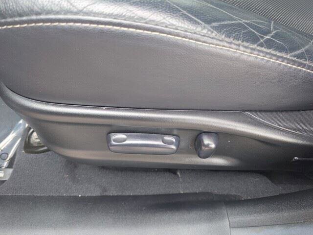 2014 Toyota Venza in Mesa, AZ 85212 - 18090327 17