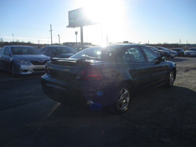 2004 Pontiac Grand Am in Oak Grove, MO 64075 - 18090332 5