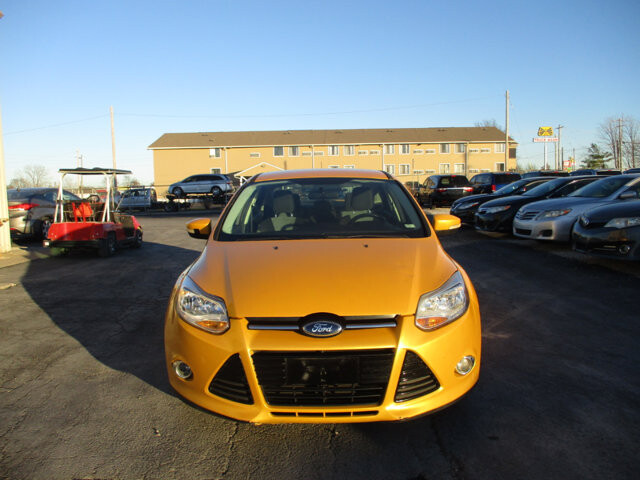 2012 Ford Focus in Oak Grove, MO 64075 - 18090333 2