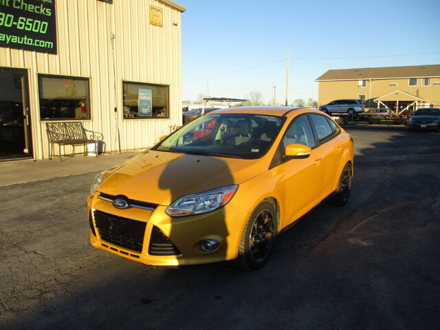 2012 Ford Focus in Oak Grove, MO 64075 - 18090333