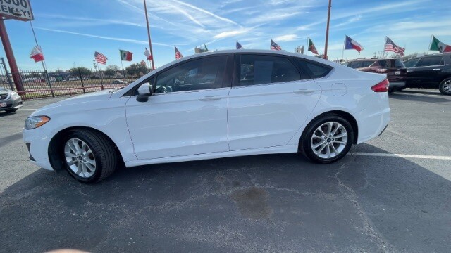 2019 Ford Fusion in Dallas, TX 75228 - 18090339 9