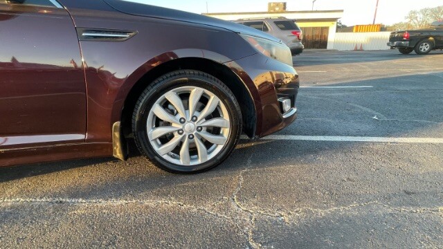 2014 Kia Optima in Dallas, TX 75228 - 18090343 5