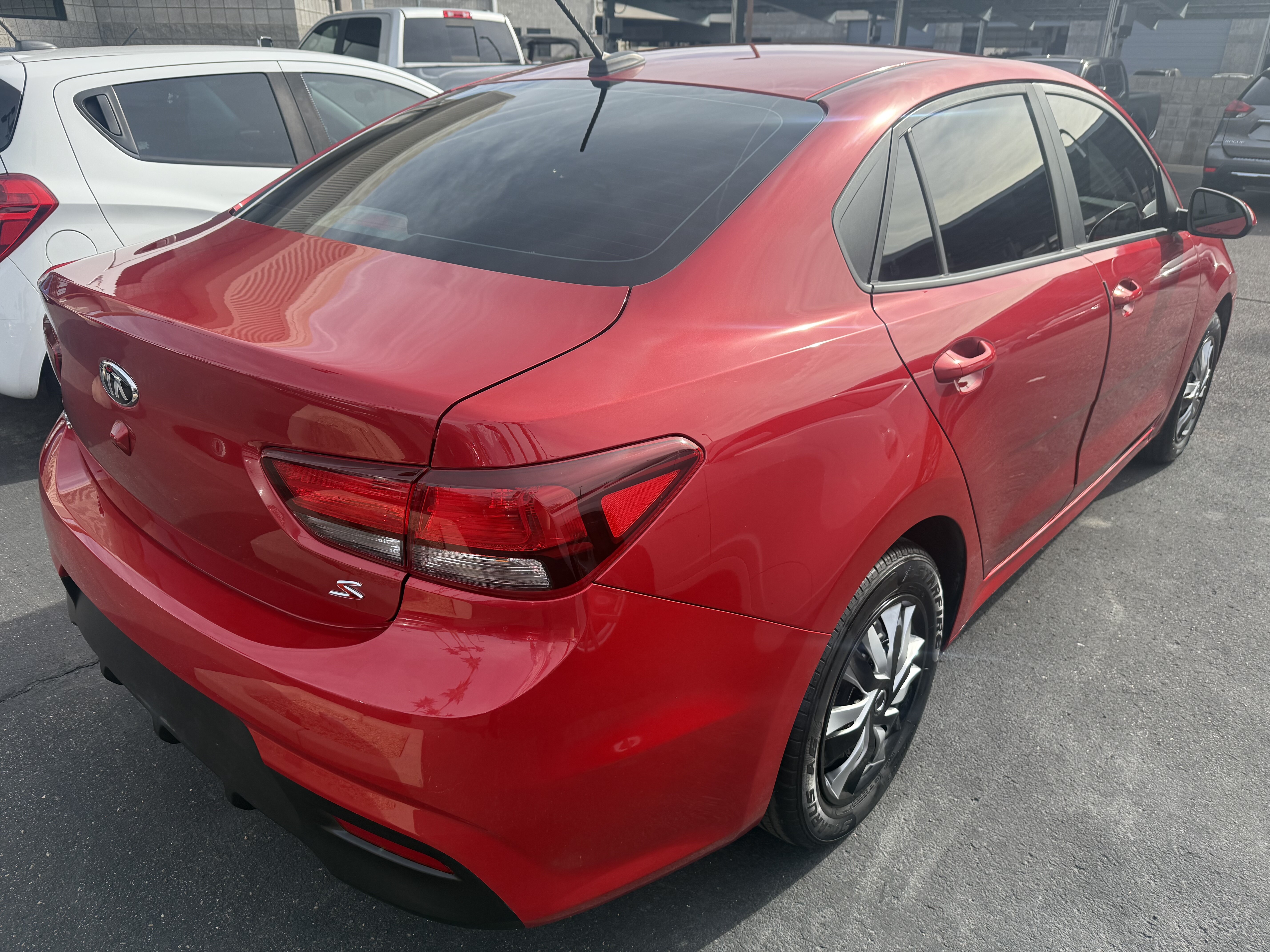 2020 Kia Rio in Phoenix, AZ 85022 - 18090363 4