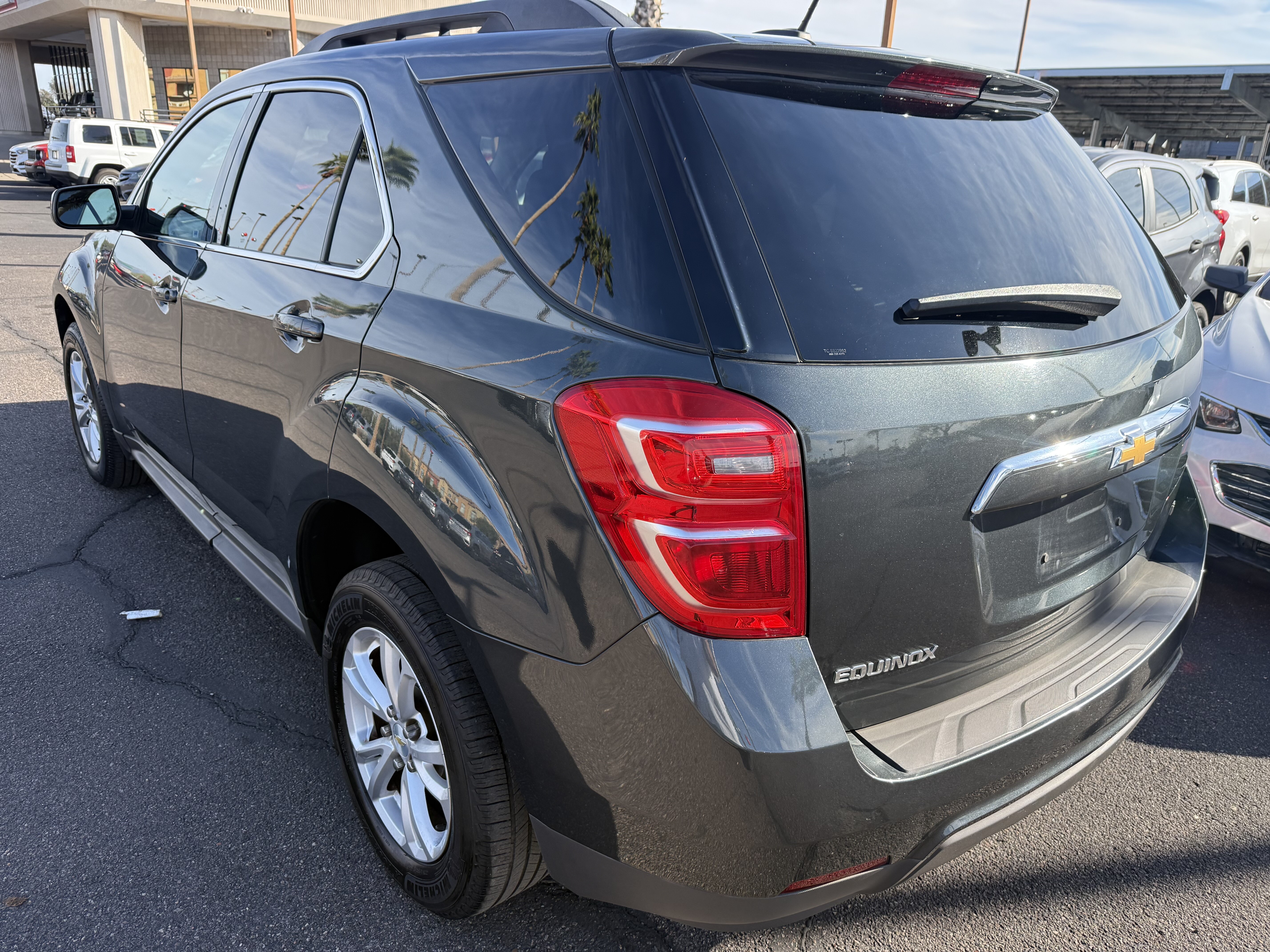 2017 Chevrolet Equinox in Phoenix, AZ 85022 - 18090366 6