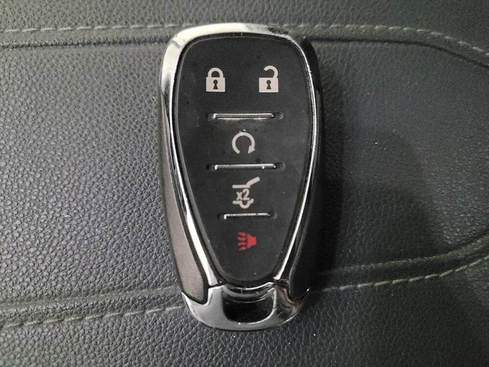 2021 Chevrolet Traverse in Downey, CA 90241 - 18090373 32