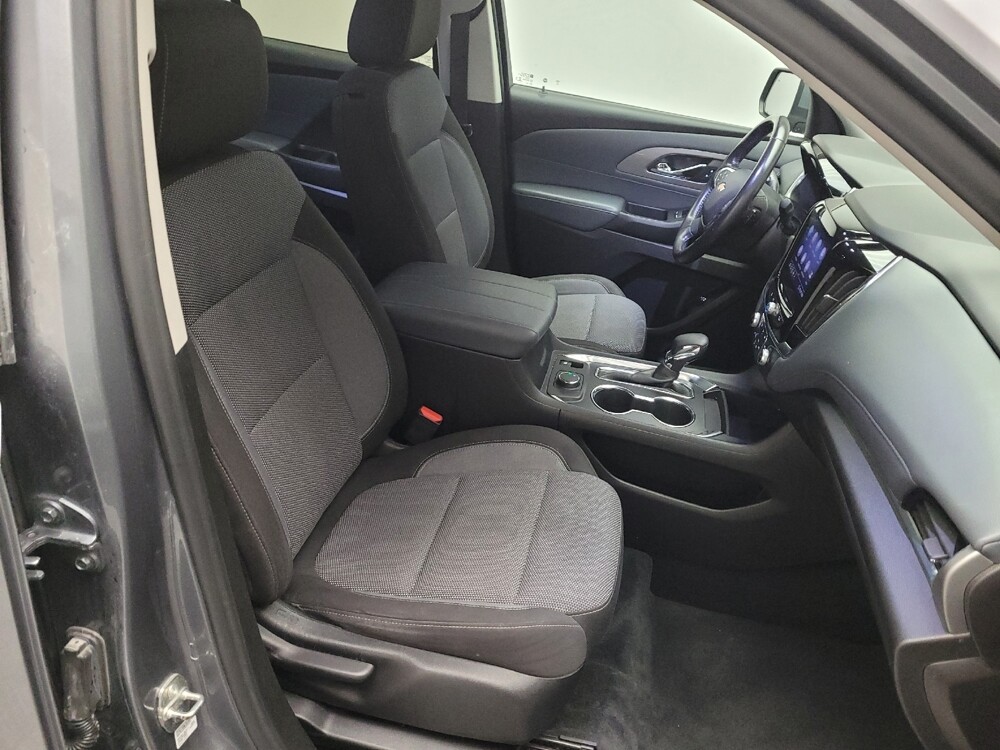 2021 Chevrolet Traverse in Downey, CA 90241 - 18090373 21