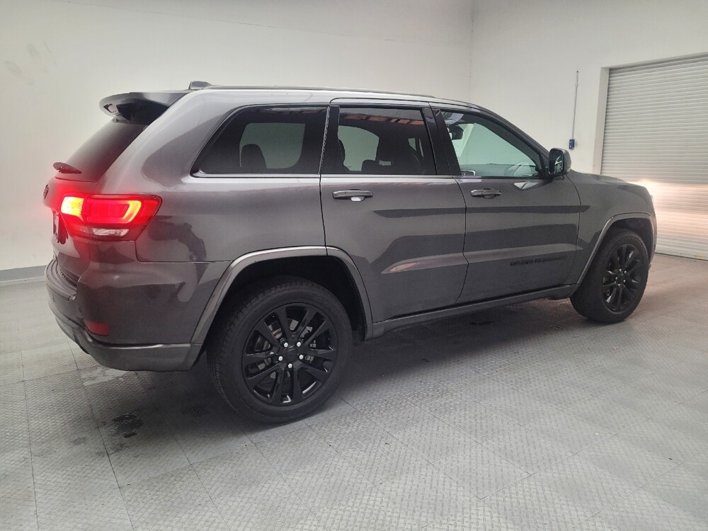 2018 Jeep Grand Cherokee in Downey, CA 90241 - 18090377 10