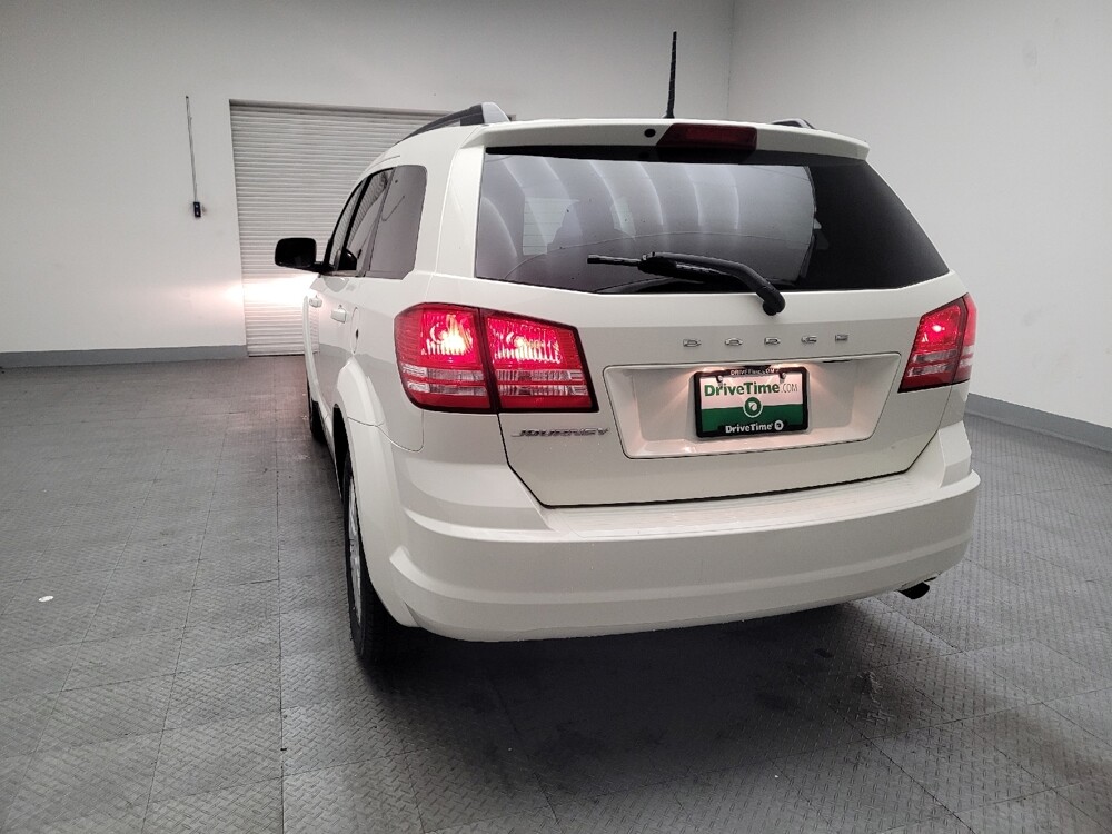 2018 Dodge Journey in Bakersfield, CA 93309 - 18090379 6