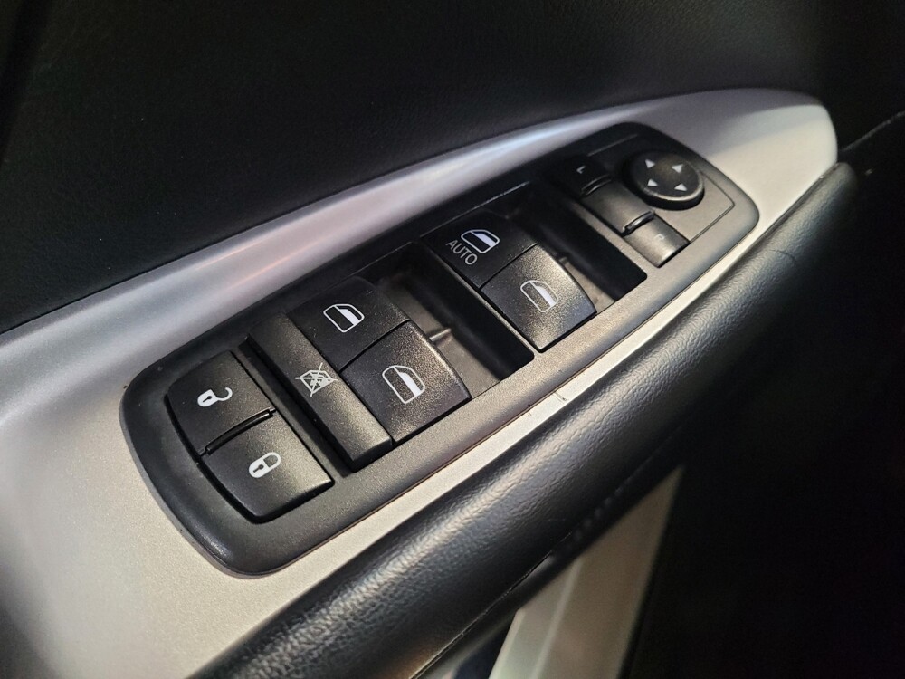 2018 Dodge Journey in Bakersfield, CA 93309 - 18090379 27