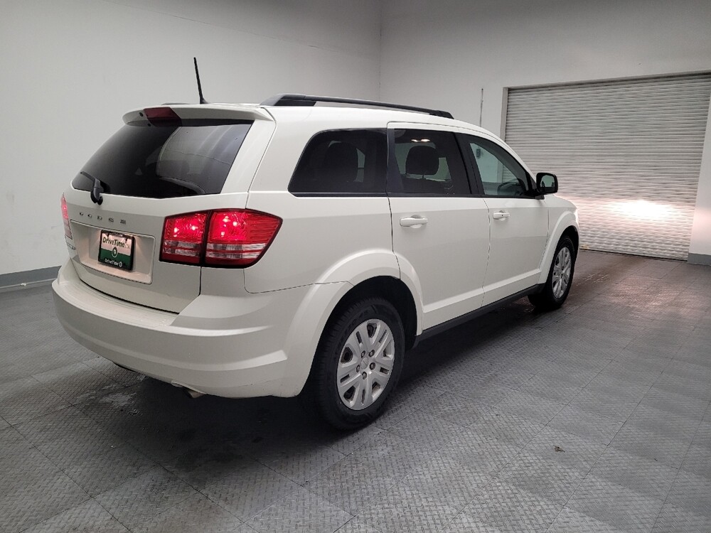 2018 Dodge Journey in Bakersfield, CA 93309 - 18090379 9