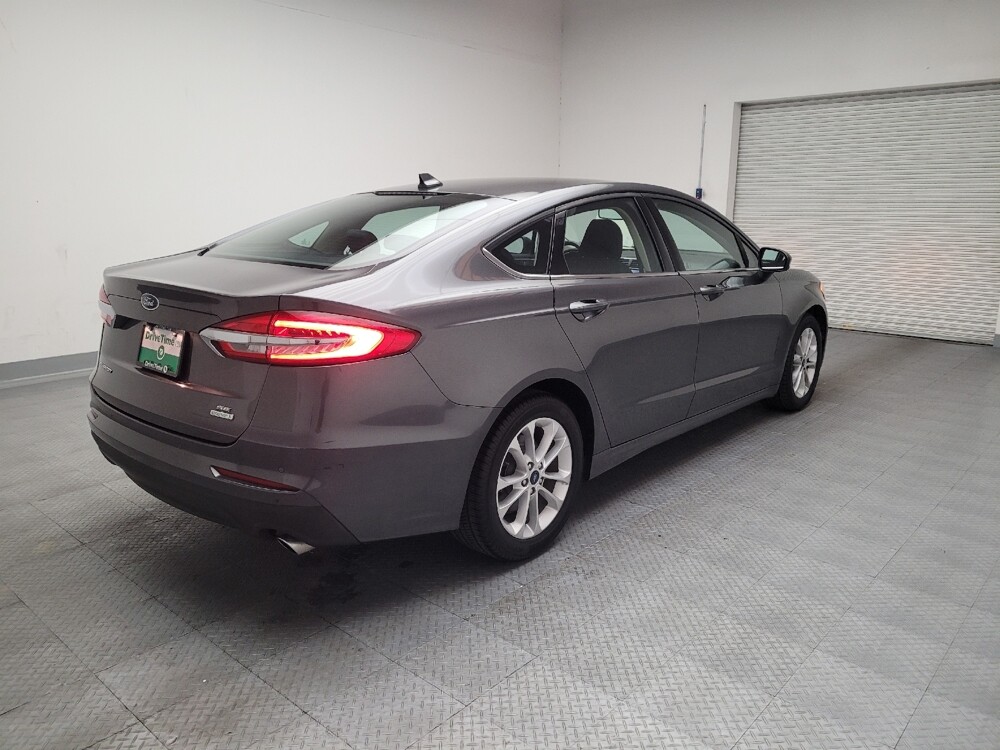 2020 Ford Fusion in Downey, CA 90241 - 18090386 9