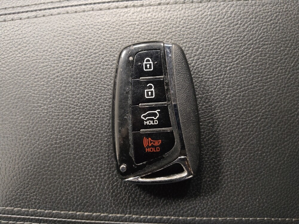 2018 Hyundai Santa Fe in Chattanooga, TN 37421 - 18090396 32