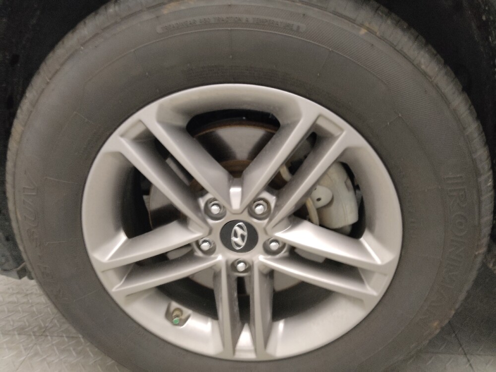 2018 Hyundai Santa Fe in Chattanooga, TN 37421 - 18090396 31