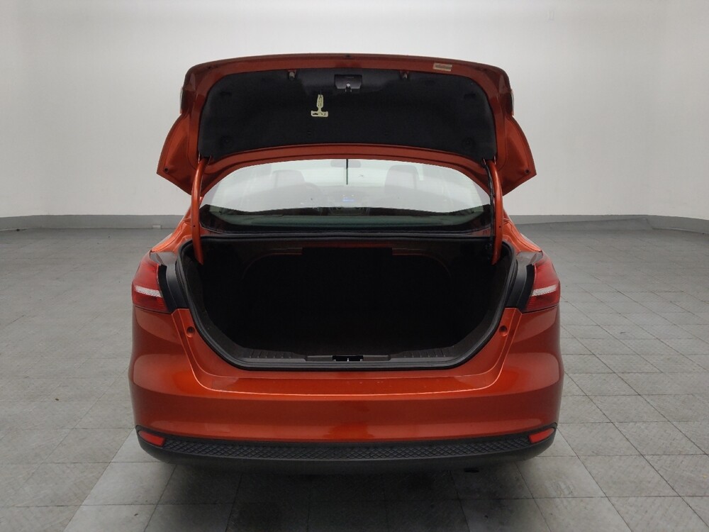 2018 Ford Focus in Stone Mountain, GA 30083 - 18090402 29