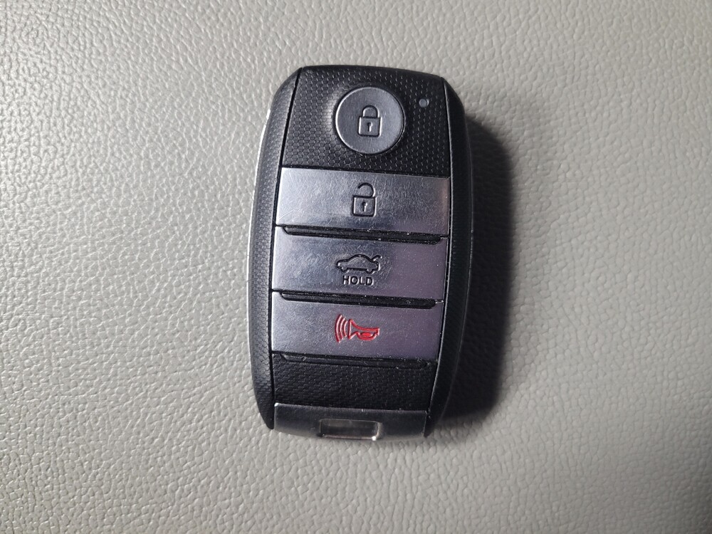 2018 Kia Optima in Union City, GA 30291 - 18090406 32