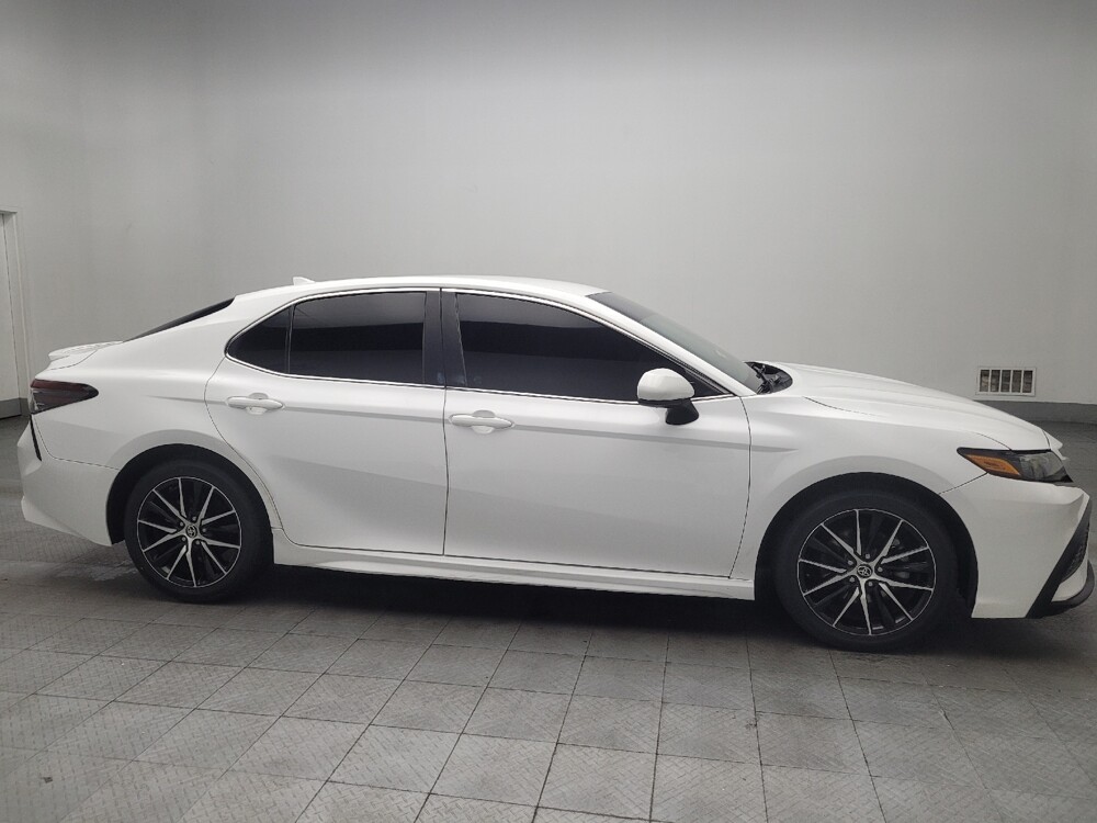 2021 Toyota Camry in Morrow, GA 30260 - 18090410 11