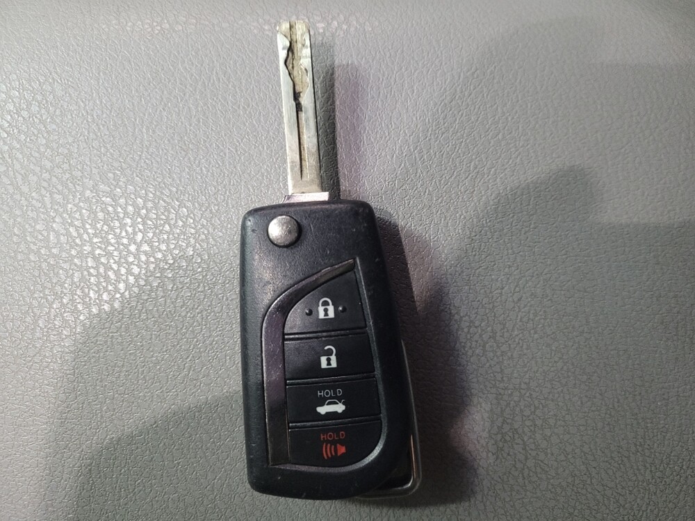 2021 Toyota Camry in Morrow, GA 30260 - 18090410 32