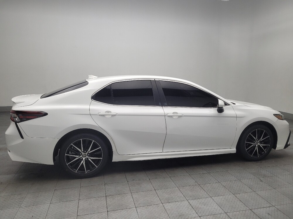 2021 Toyota Camry in Morrow, GA 30260 - 18090410 10