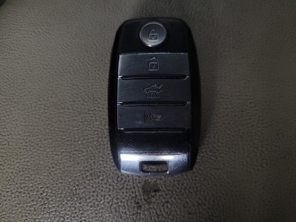 2016 Kia Optima in Jackson, MS 39211 - 18090411 32