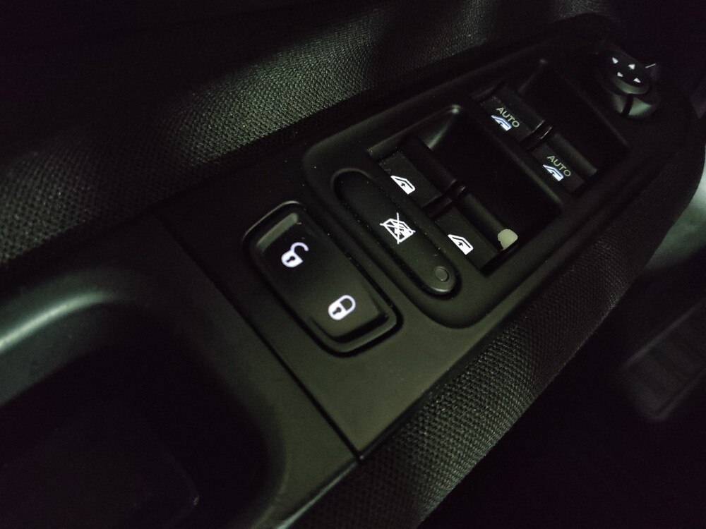 2020 Jeep Renegade in Jackson, MS 39211 - 18090412 27