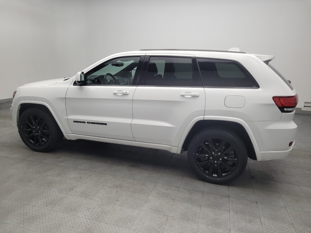 2017 Jeep Grand Cherokee in Union City, GA 30291 - 18090415 3