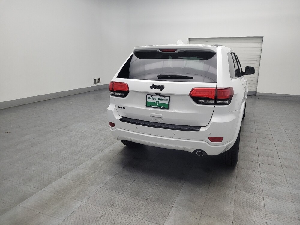 2017 Jeep Grand Cherokee in Union City, GA 30291 - 18090415 7