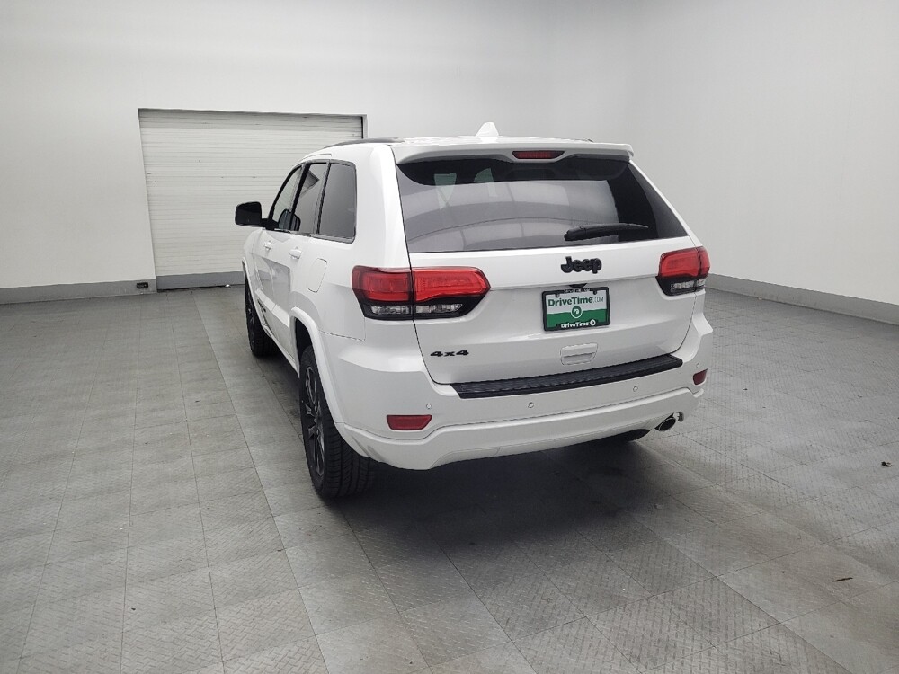 2017 Jeep Grand Cherokee in Union City, GA 30291 - 18090415 5