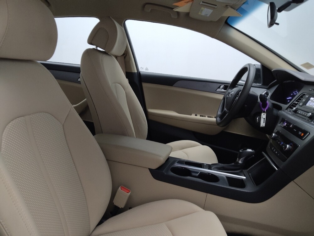 2017 Hyundai Sonata in Pelham, AL 35124 - 18090417 21
